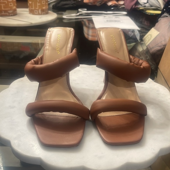 Turned Up Dress Sandals - Picture 2 of 3
